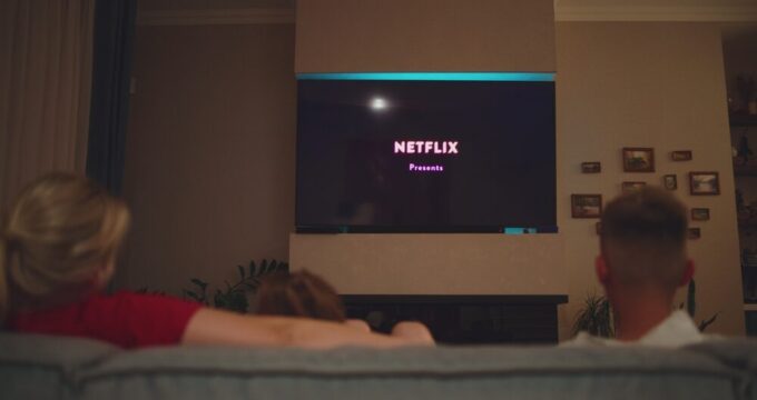 Piattaforme video e televisione tradizionale