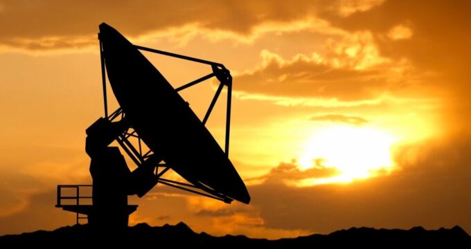 Radar SAR dallo spazio per monitorare la plastica nei mari