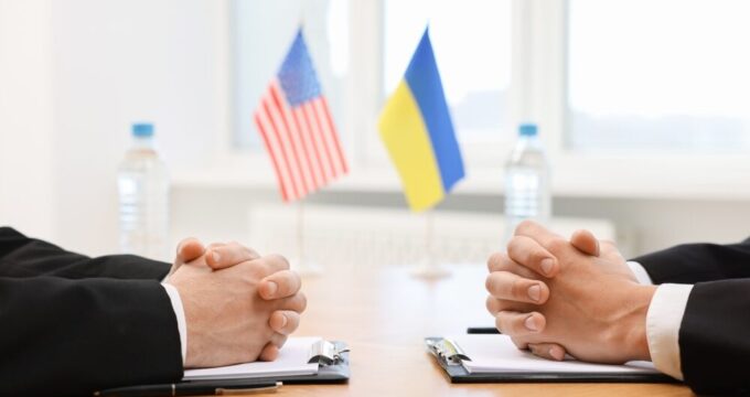 Zelensky e Trump in un incontro diplomatico