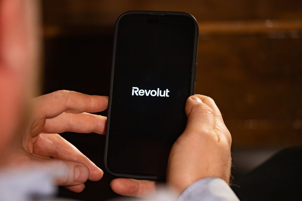 Rappresentazione del sistema di pagamento facciale di Revolut