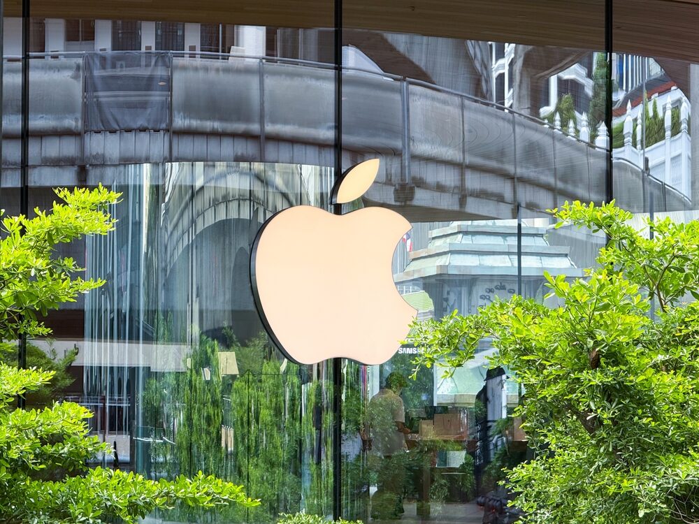 Apple Watch con interfaccia di tracciamento fitness