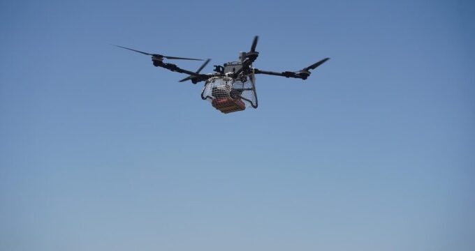 Drone cargo FB3 in azione per rifornire rifugi alpini